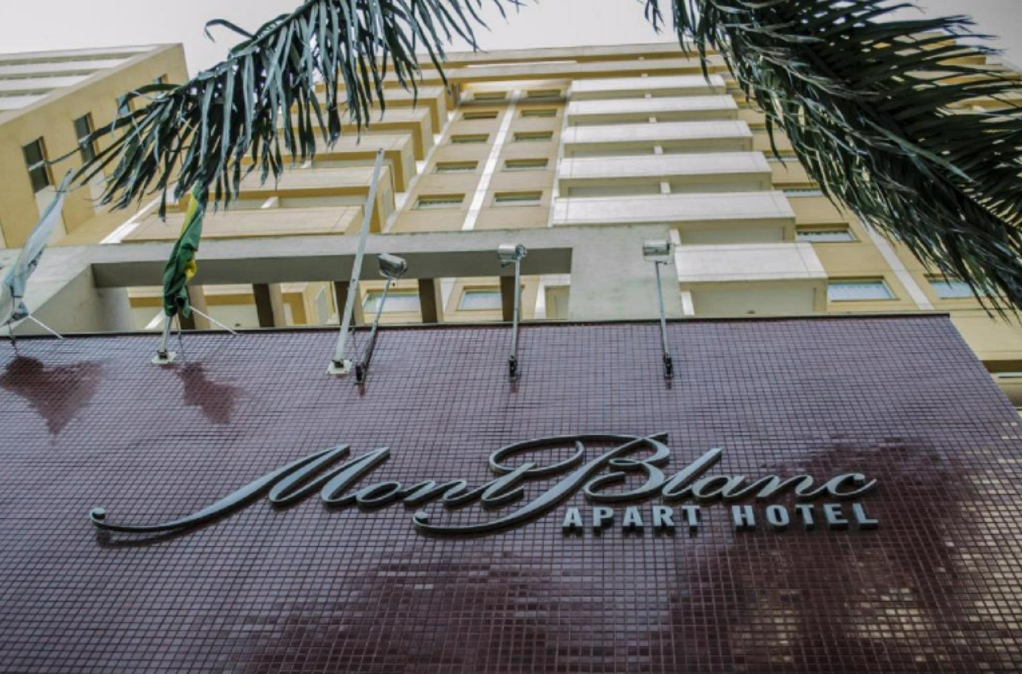 Mont Blanc Apart Hotel - Duque De Caxias Kültér fotó